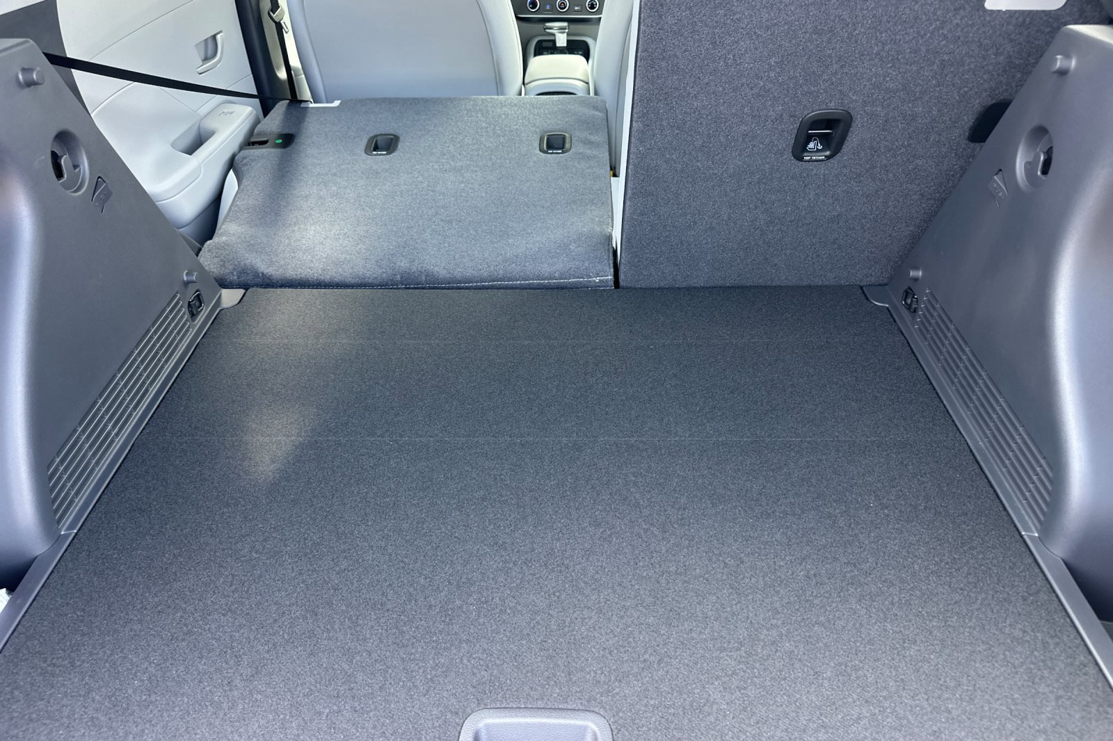 Certified Used 2026 Denim Blue Pearl Hyundai SE image 15