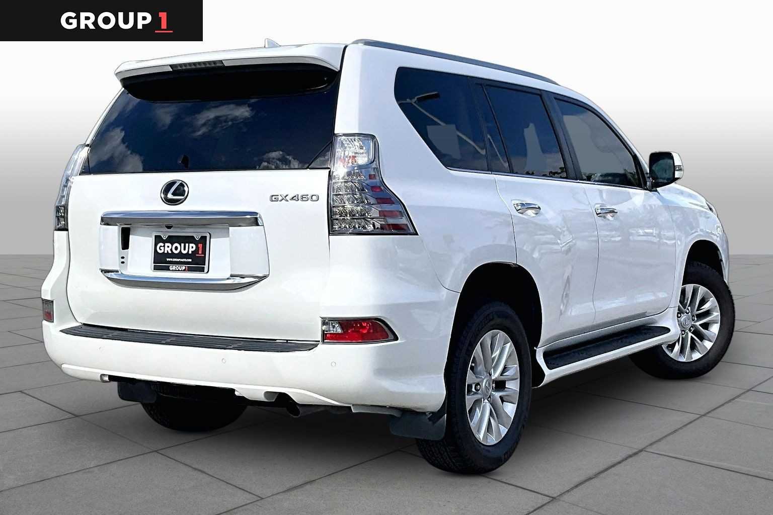 Used 2020 Starfire Pearl Lexus Premium image 11