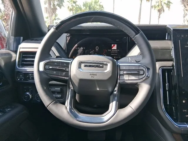 2026 GMC Yukon XL Denali - Photo 8