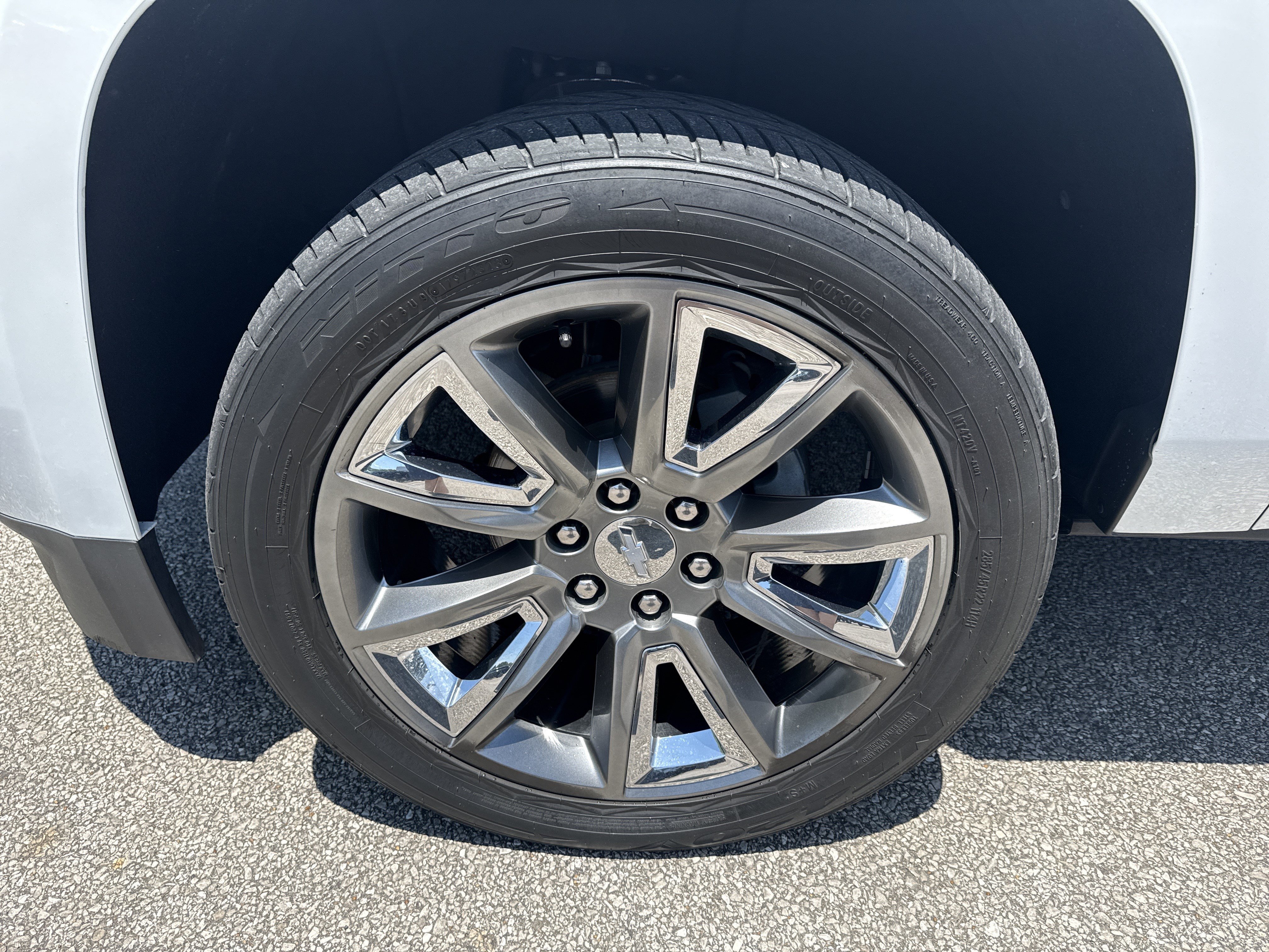 Used 2019 Summit White Chevrolet Premier image 11
