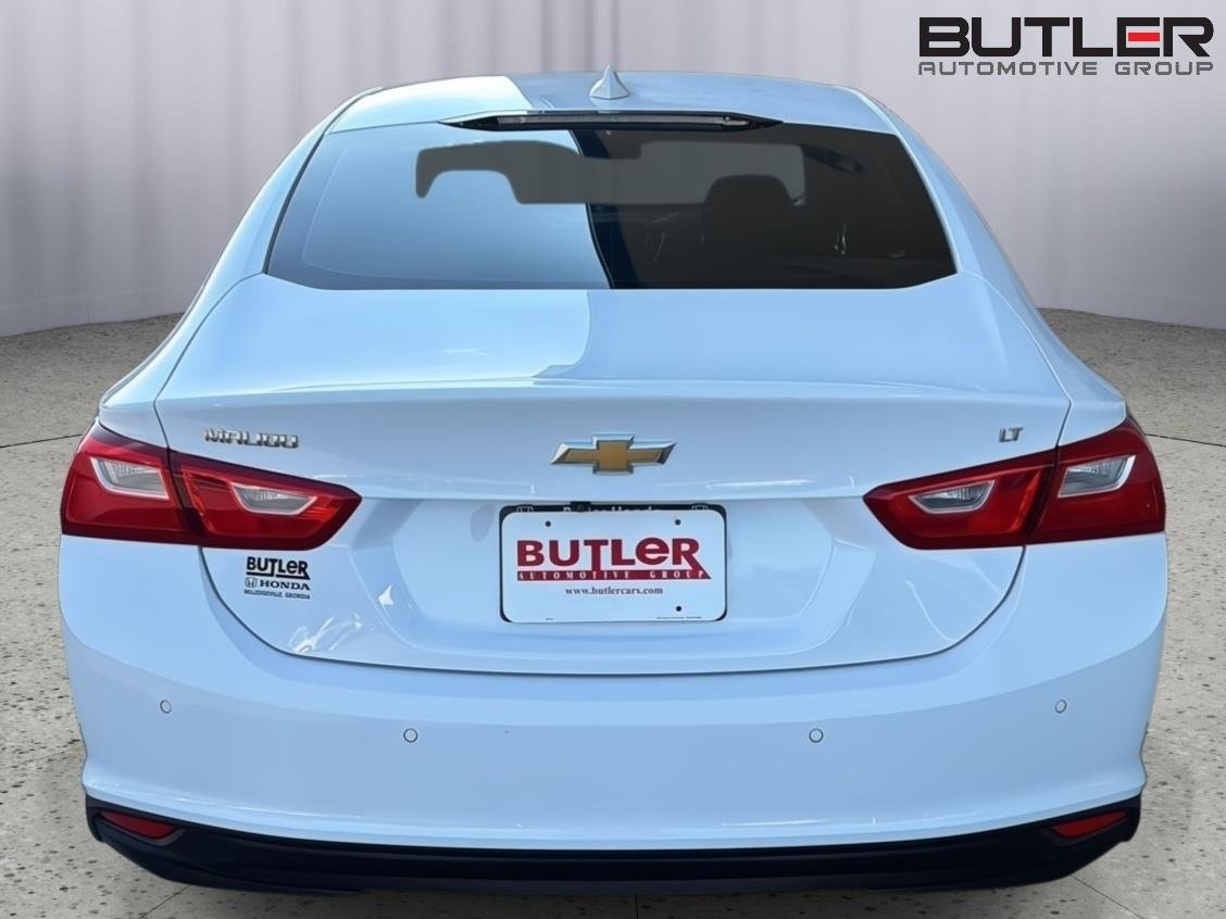 Used 2024 Summit White Chevrolet LT image 5