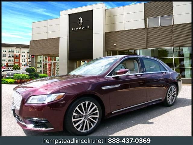 2017 Lincoln Continental Select AWD's photo