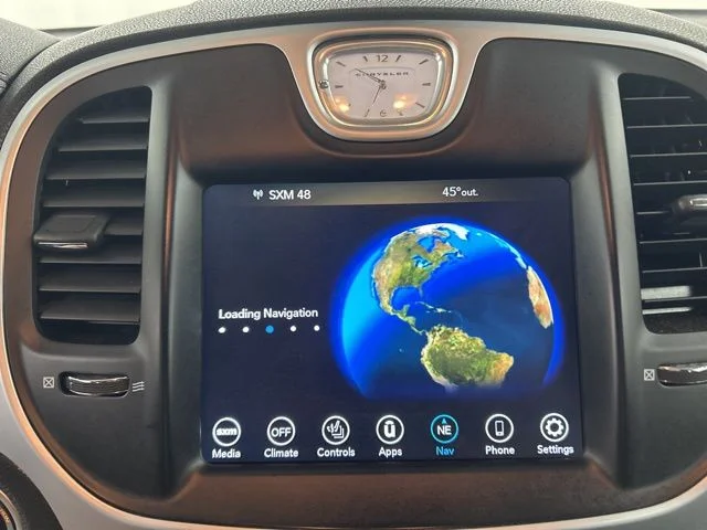 Used 2023 White Chrysler Touring image 17