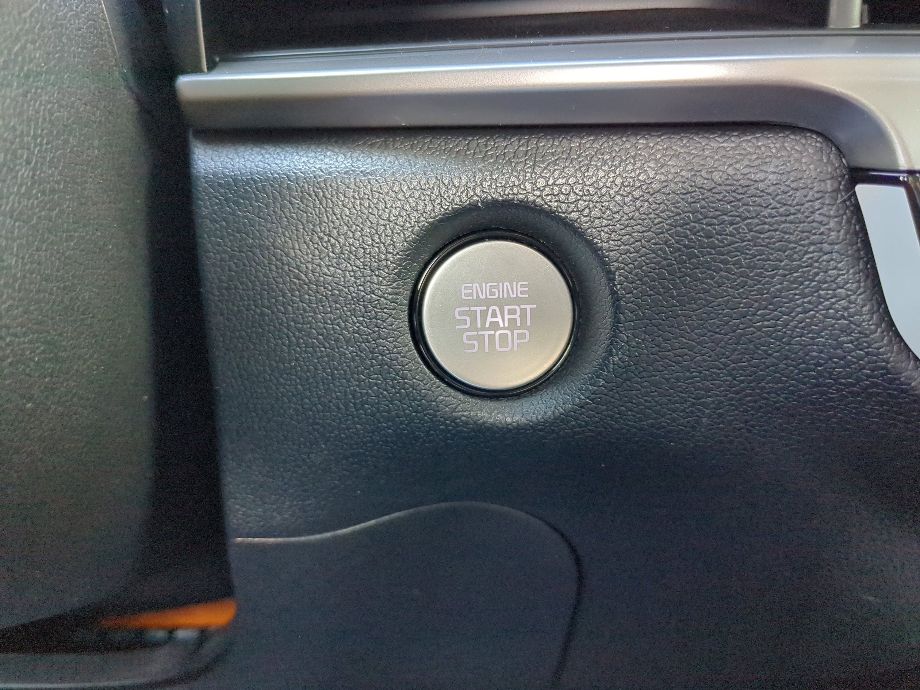New 2026 Ivory Silver Kia S image 14