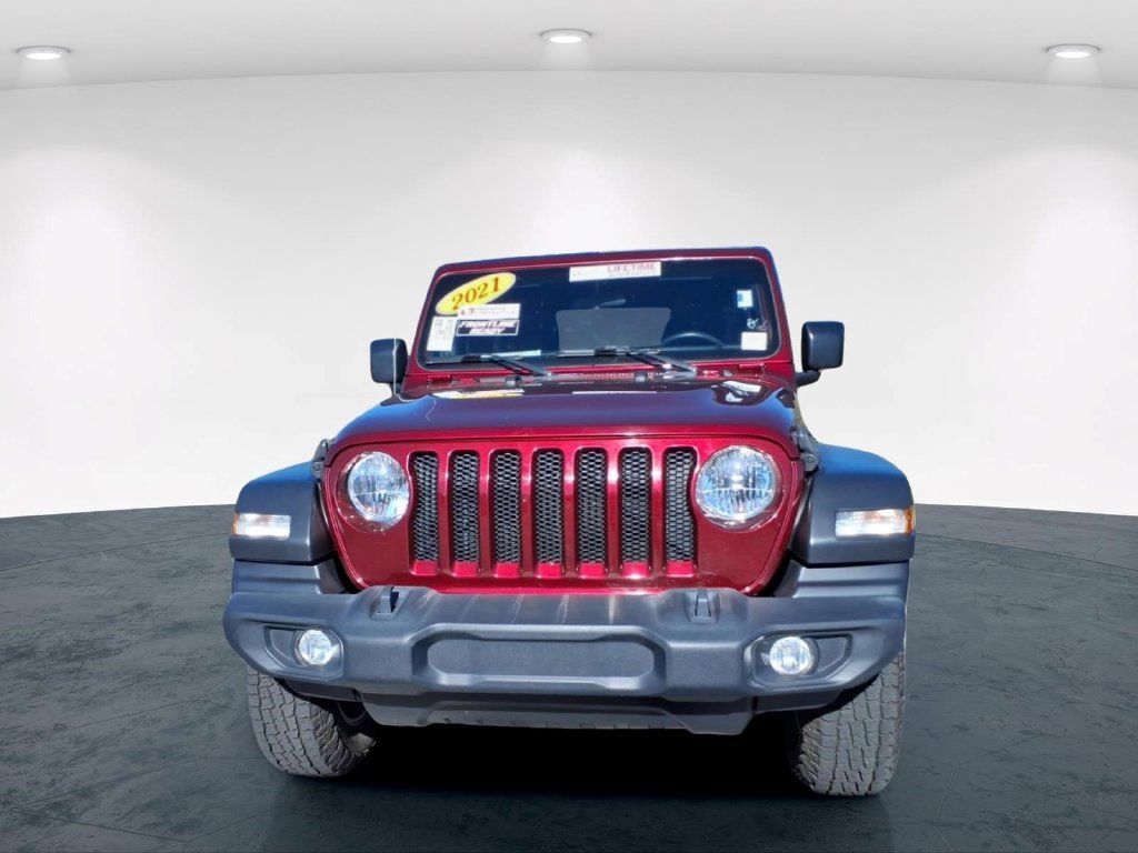 Used 2021 Red Jeep Sport S image 7