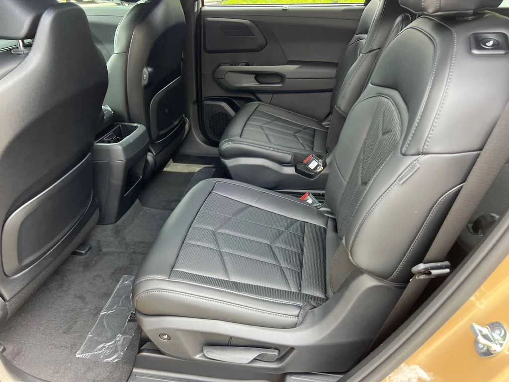 New 2027 Brown Kia X-Line EX image 15