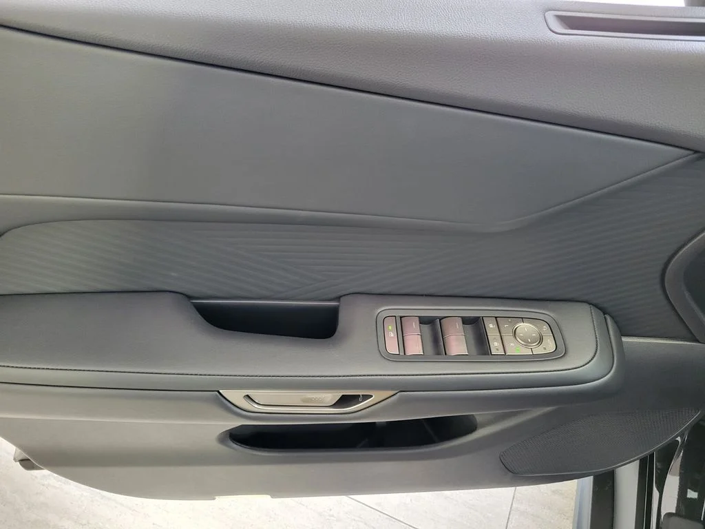 2026 Lexus ES BEV 350e Premium - Photo 14