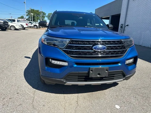 Used 2020 Blue Metallic Ford XLT image 4