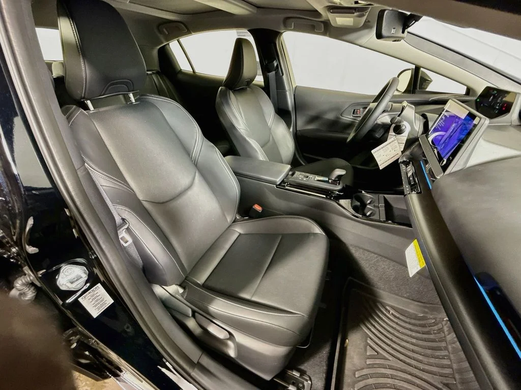 2026 Toyota Prius Plug-in Hybrid Nightshade - Photo 26