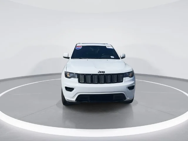 Used 2020 White Jeep Altitude image 2