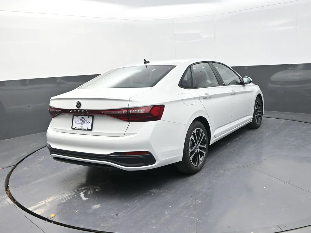 New 2026  Volkswagen 1.5T Sport image 10