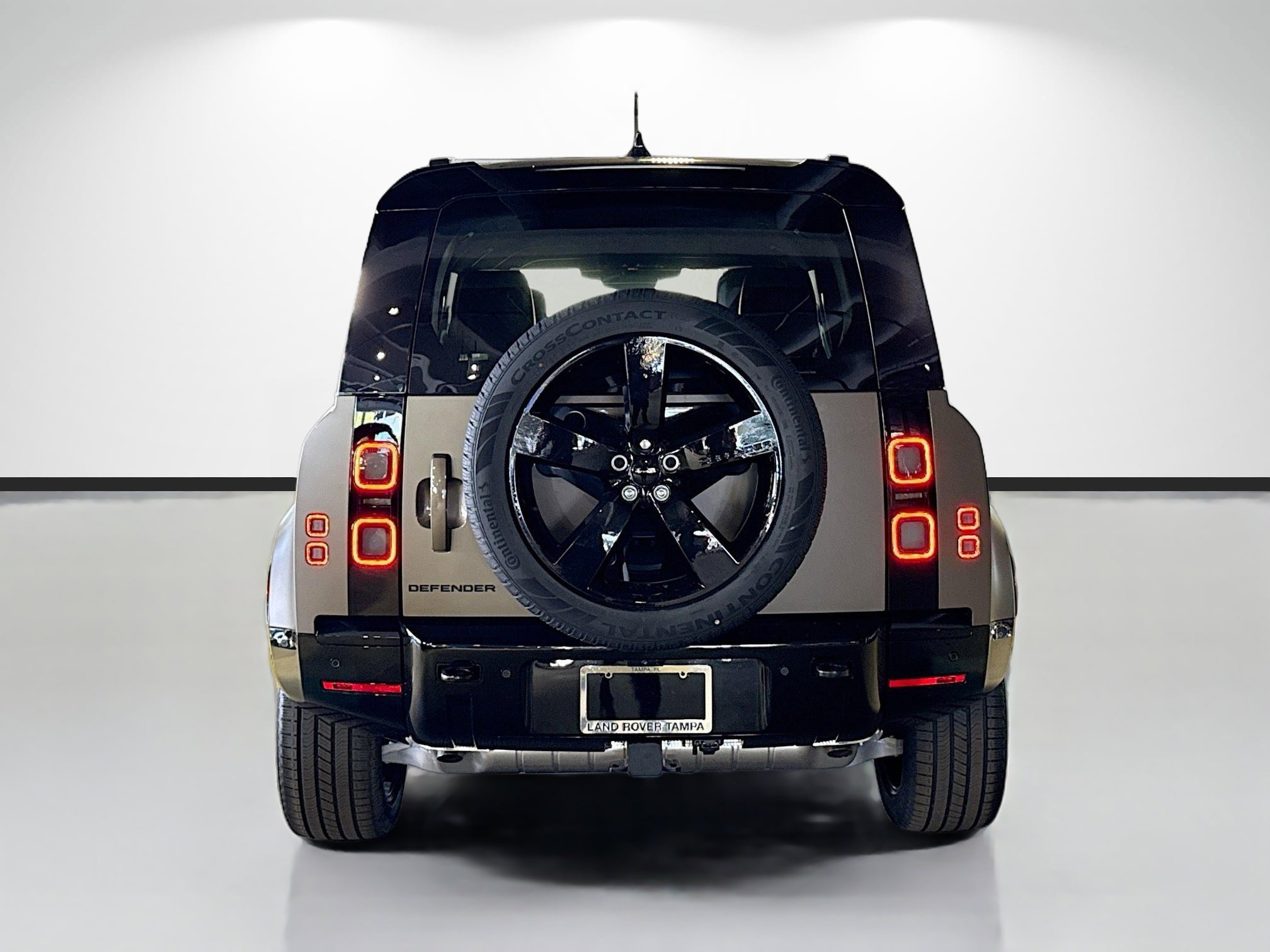 New 2026 Gondwana Stone LAND ROVER X-Dynamic SE image 4