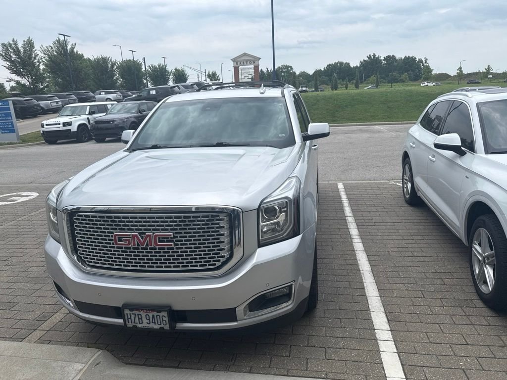 Used 2016 Quicksilver Metallic GMC Denali image 1