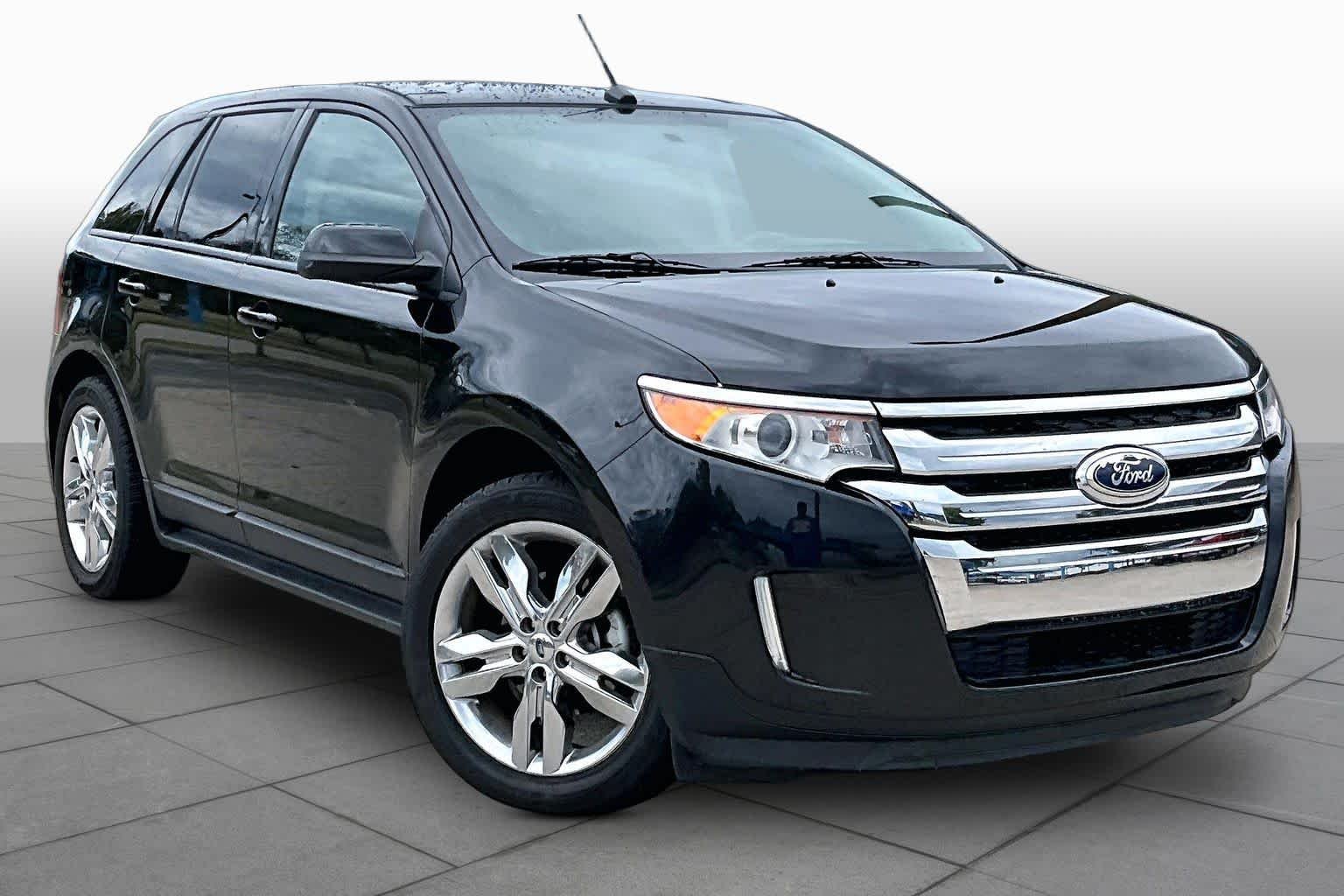 Used 2012 Tuxedo Black Metallic Ford SEL image 3