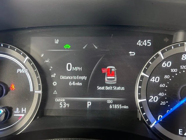 Used 2021 Silver Toyota XLE image 15