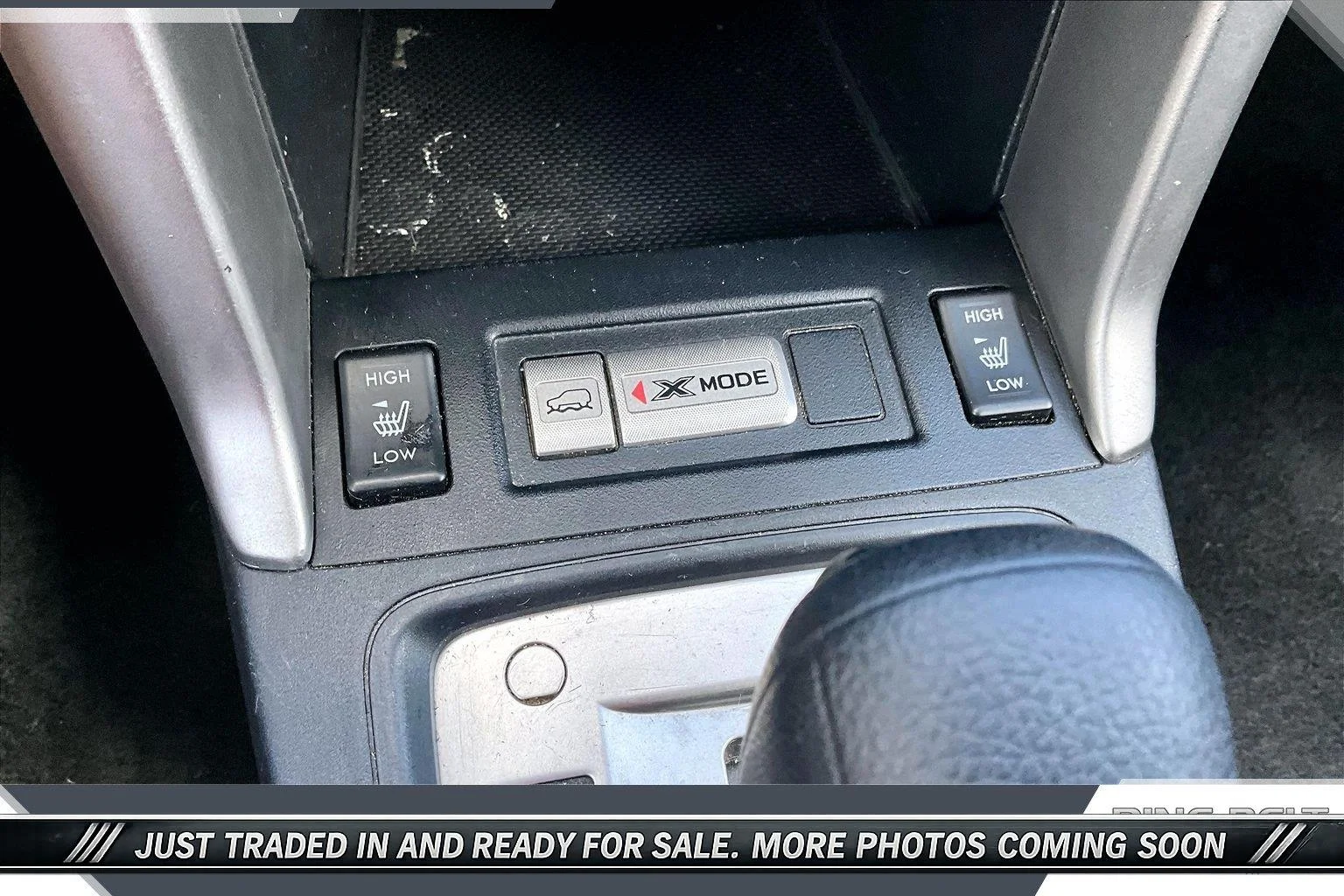 Used 2018 Silver Subaru 2.5i Premium image 23