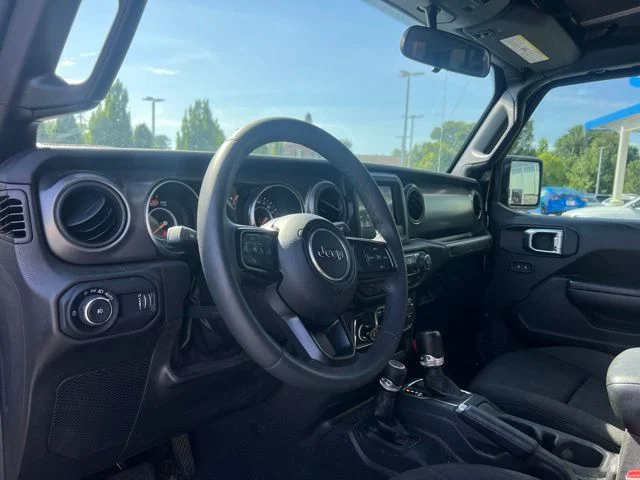 Used 2023 Black Clearcoat Jeep Sport S image 16