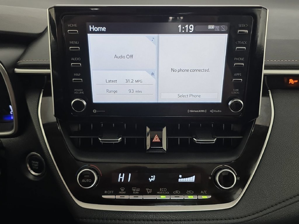 Certified Used 2020 White Toyota XLE image 28