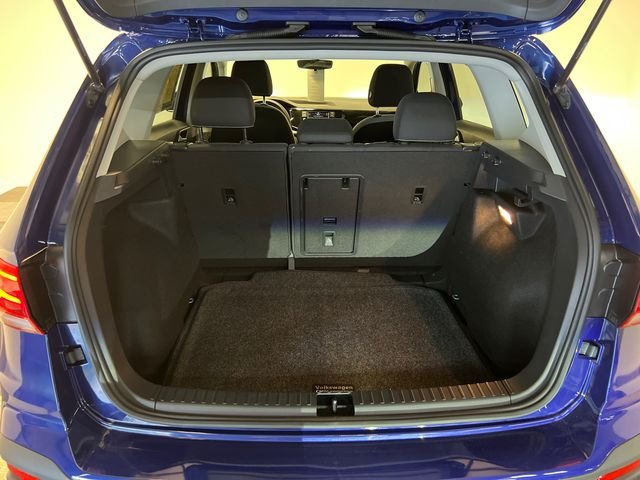 Certified Used 2023 Blue Volkswagen 1.5T S image 5