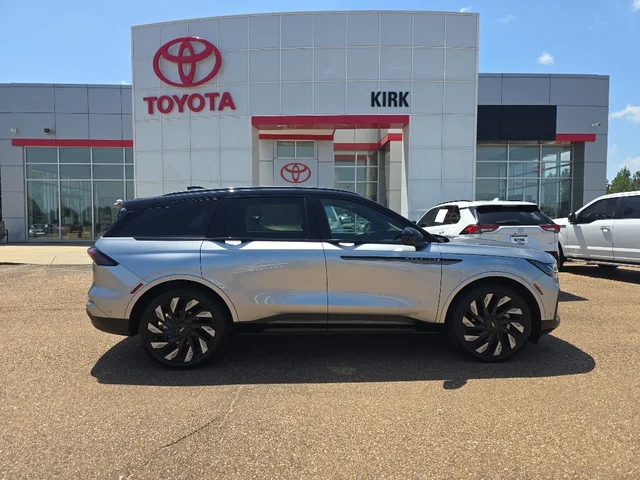 Pre-Owned 2024 Lincoln Nautilus Reserve Sport Utility in Grenada
