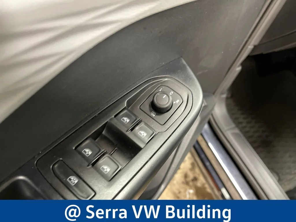 Used 2023 Black Volkswagen 1.5T S image 18