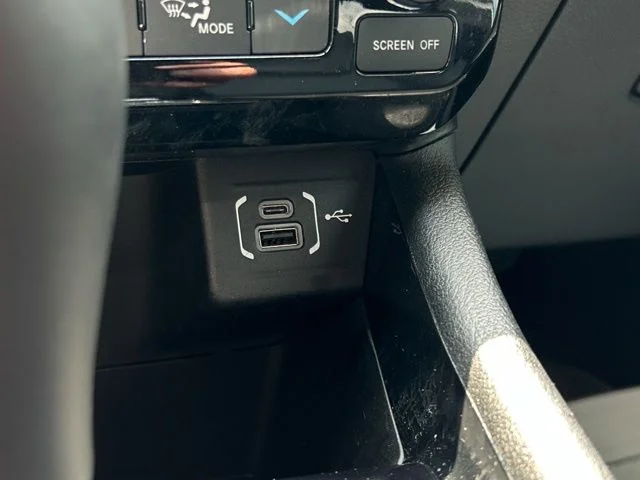 Used 2025 Silver Jeep Limited image 48