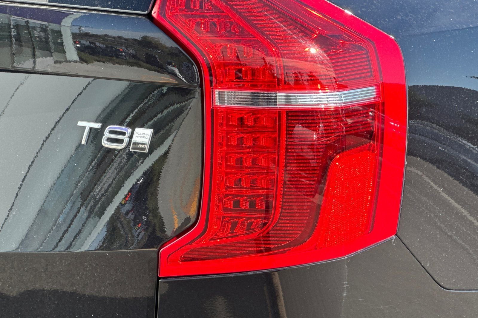 Used 2025 Black Volvo T8 Ultra image 35