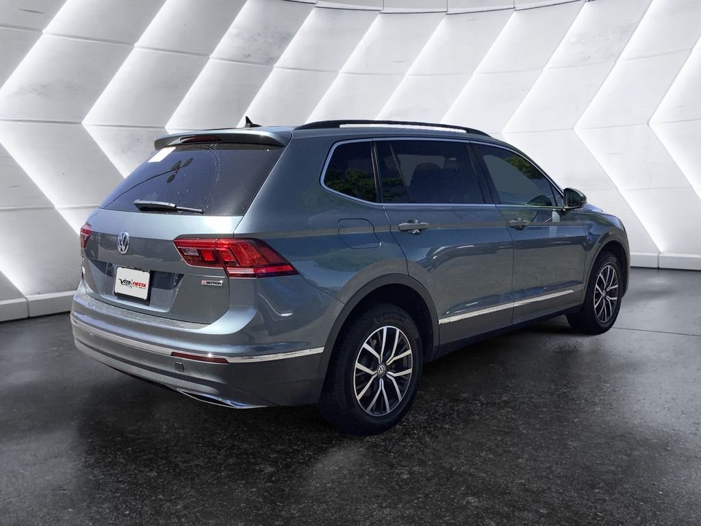 Used 2020  Volkswagen 2.0T SE image 4