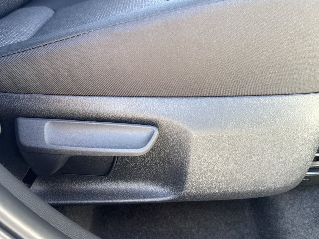 2026 Toyota RAV4 LE - Photo 34
