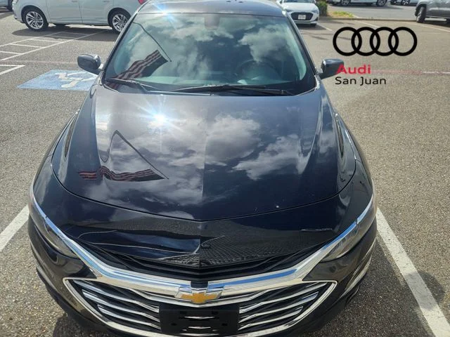 Used 2022 Black Chevrolet LT image 3