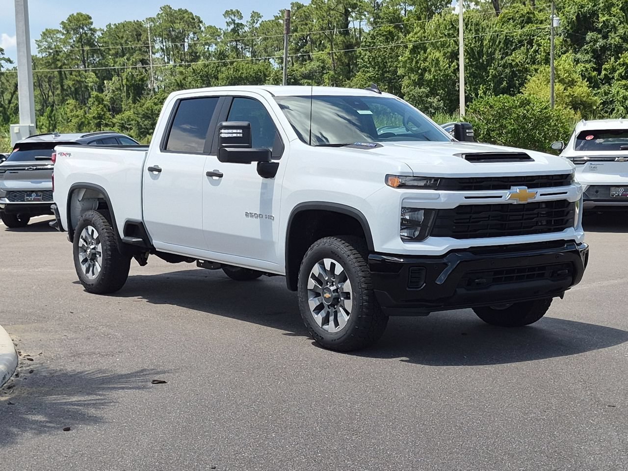 New 2026 Summit White Chevrolet Custom image 2