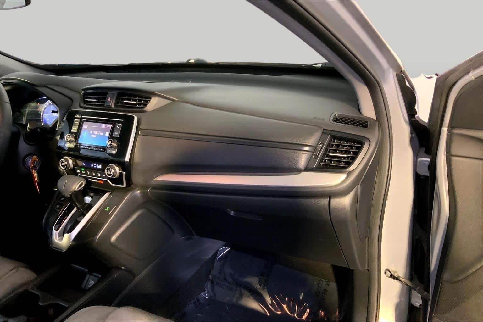 Used 2019 Lunar Silver Metallic Honda LX image 18