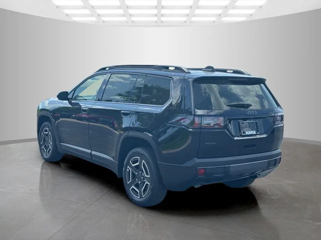 New 2026 Diamond Black Crystal Pearl-Coat Exterior Paint Jeep Limited image 5