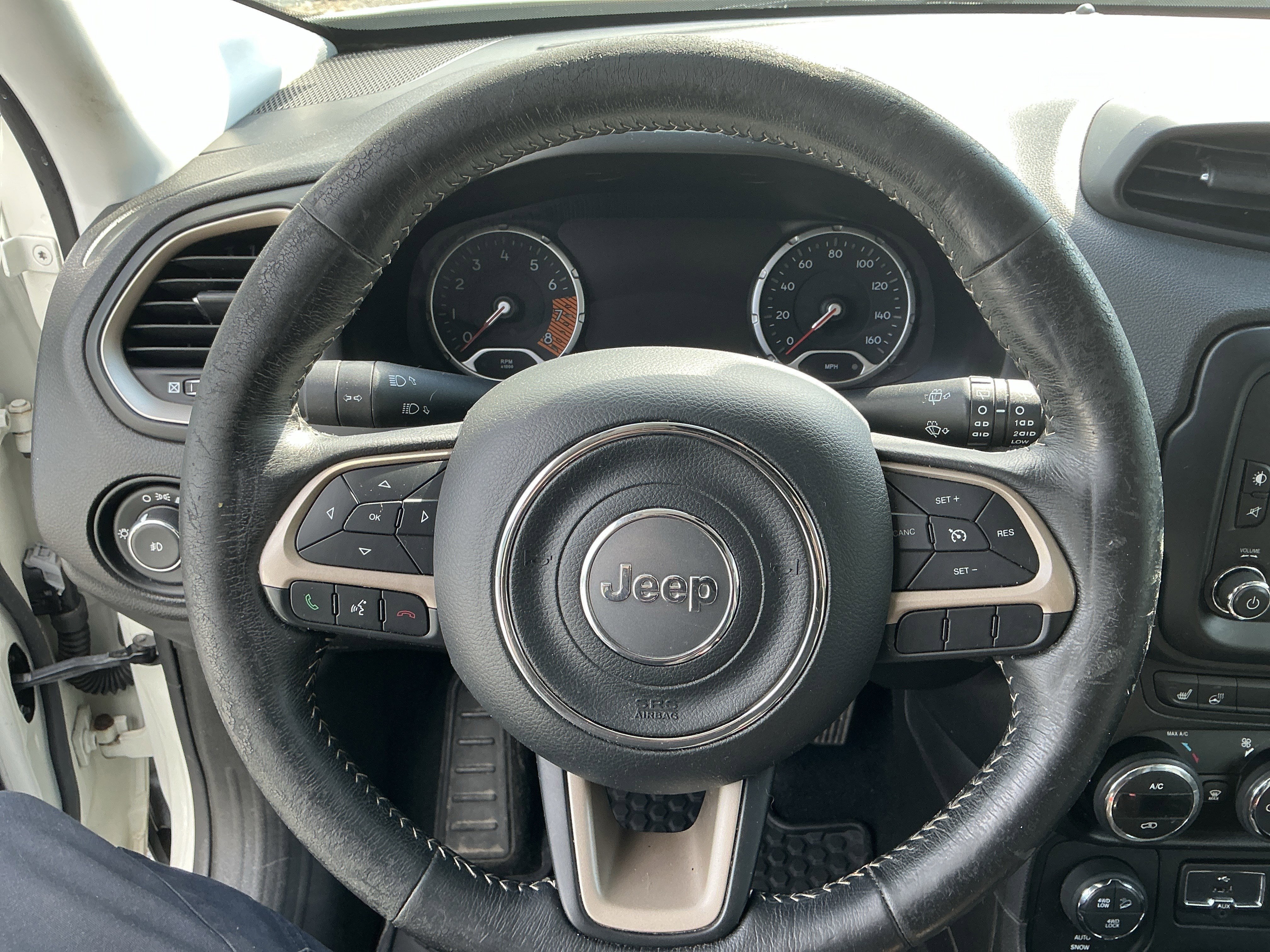 Used 2017 Alpine White Jeep Deserthawk image 14