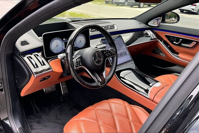 Used 2024 Brown Mercedes-Benz Maybach S 580 image 11