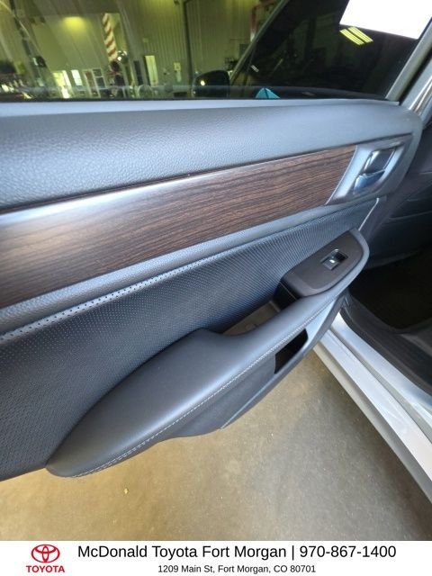 Used 2016 Silver Subaru 2.5i image 15
