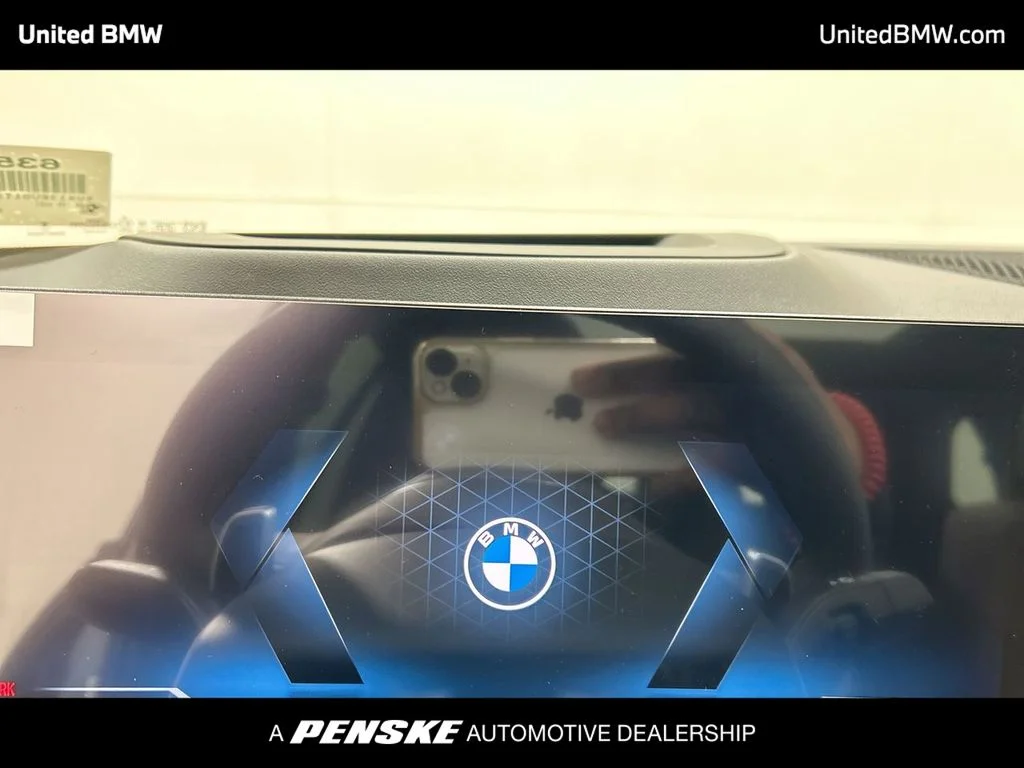Used 2026 Skyscraper Grey Metallic BMW sDrive40i image 15