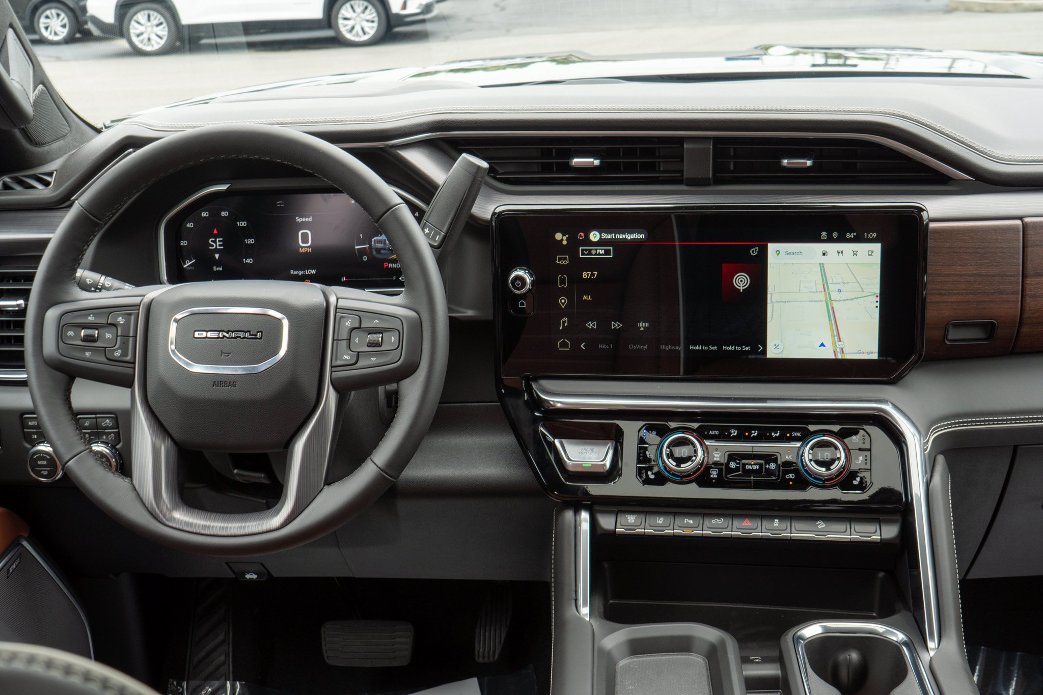 2026 GMC Sierra 2500HD Denali Ultimate - Photo 14