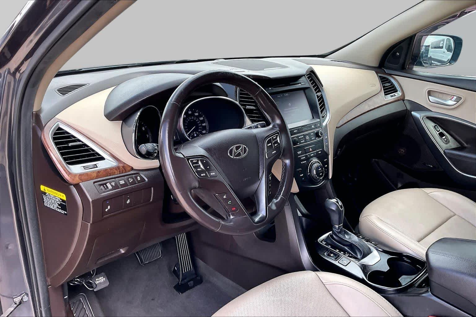 Used 2018 Platinum Graphite Hyundai 2.4L image 17