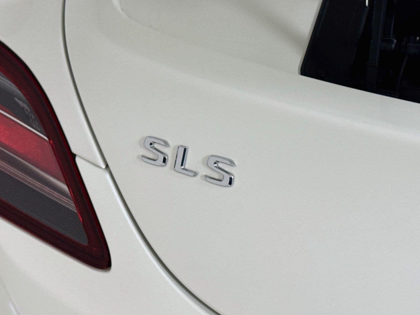 Used 2012 designo Mystic White II Mercedes-Benz SLS AMG® image 37