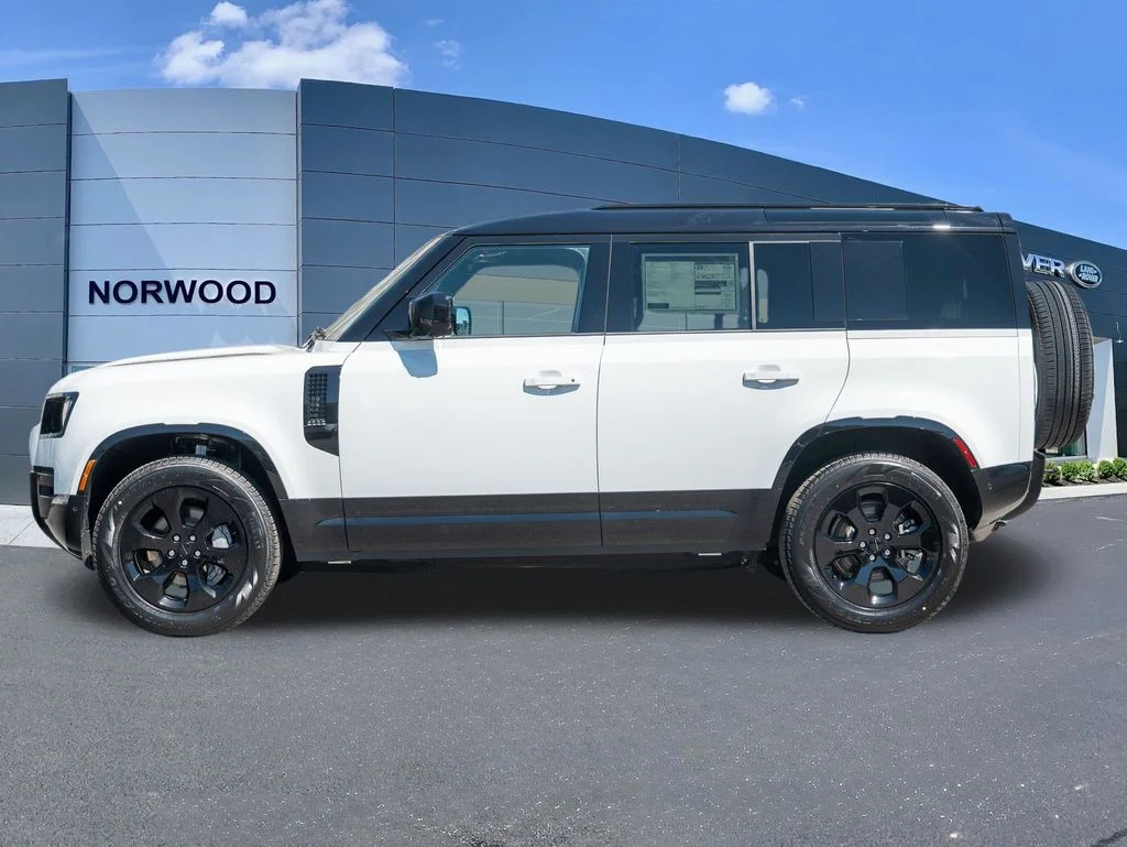 2026 Land Rover Defender X-Dynamic SE - Photo 7