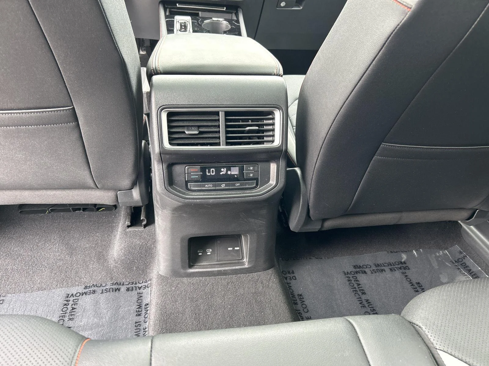 Used 2025  Volkswagen 2.0T Peak Edition image 27