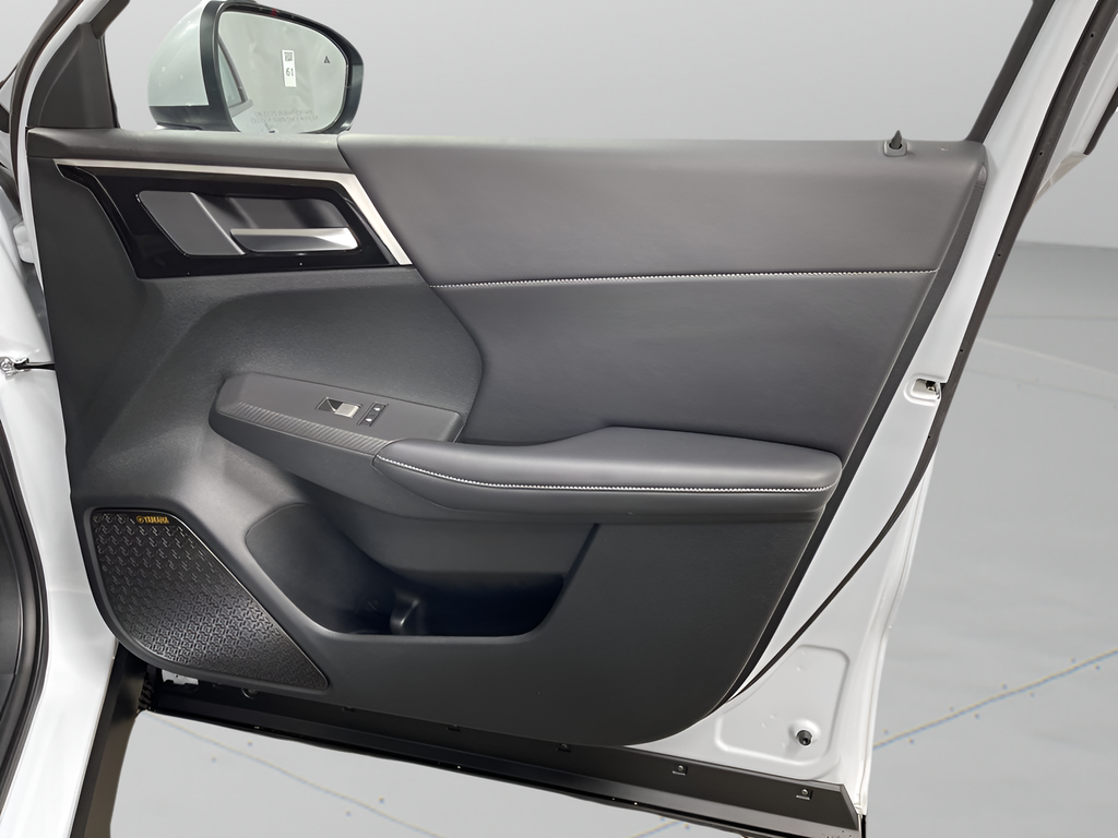 New 2026 White Diamond Mitsubishi SE image 32