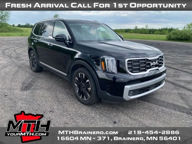 Used 2023 Black Kia SX X-Line image 2
