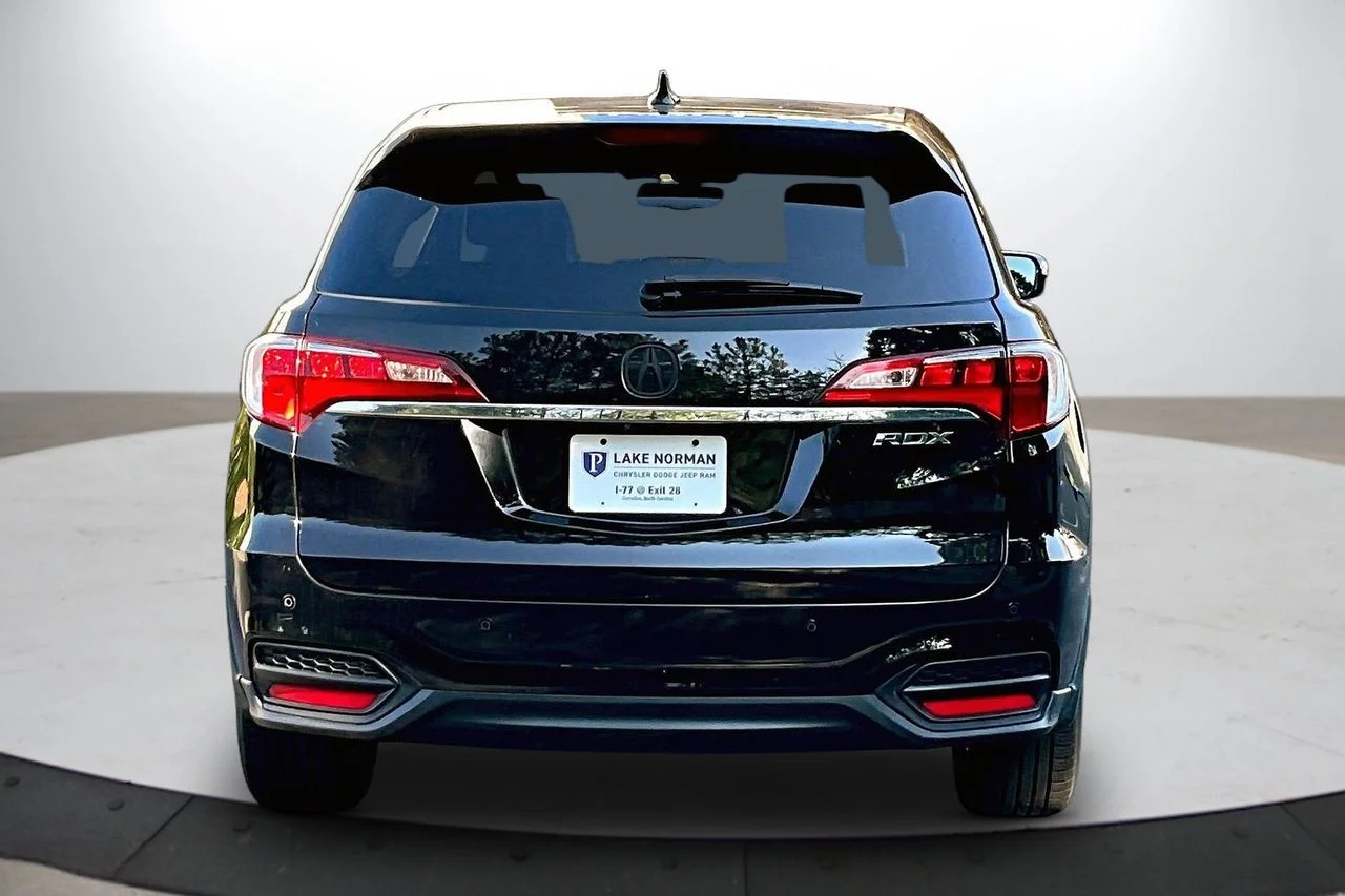 Used 2018  Acura Advance Package image 8