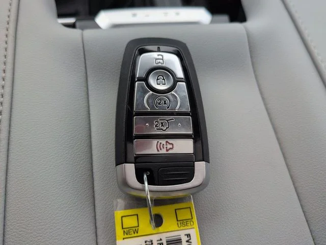 New 2027 Dark Matter Gray Metallic Ford MAX Platinum image 29