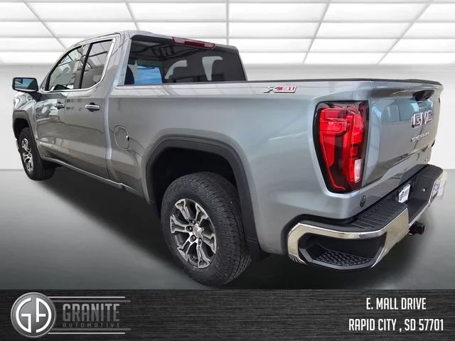 New 2026 Sterling Metallic GMC SLE image 4