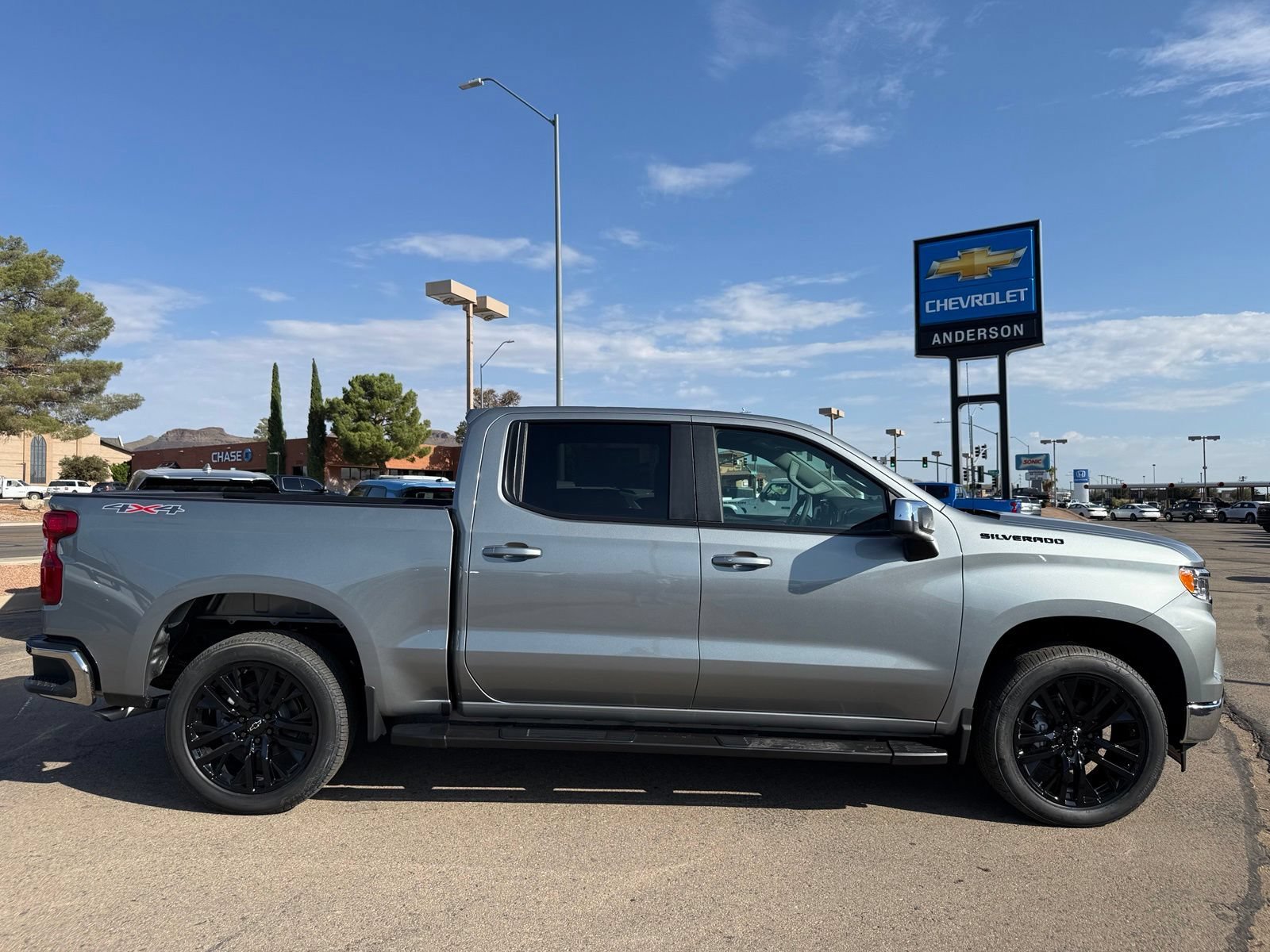 2026 Chevrolet Silverado 1500 LT - Photo 4