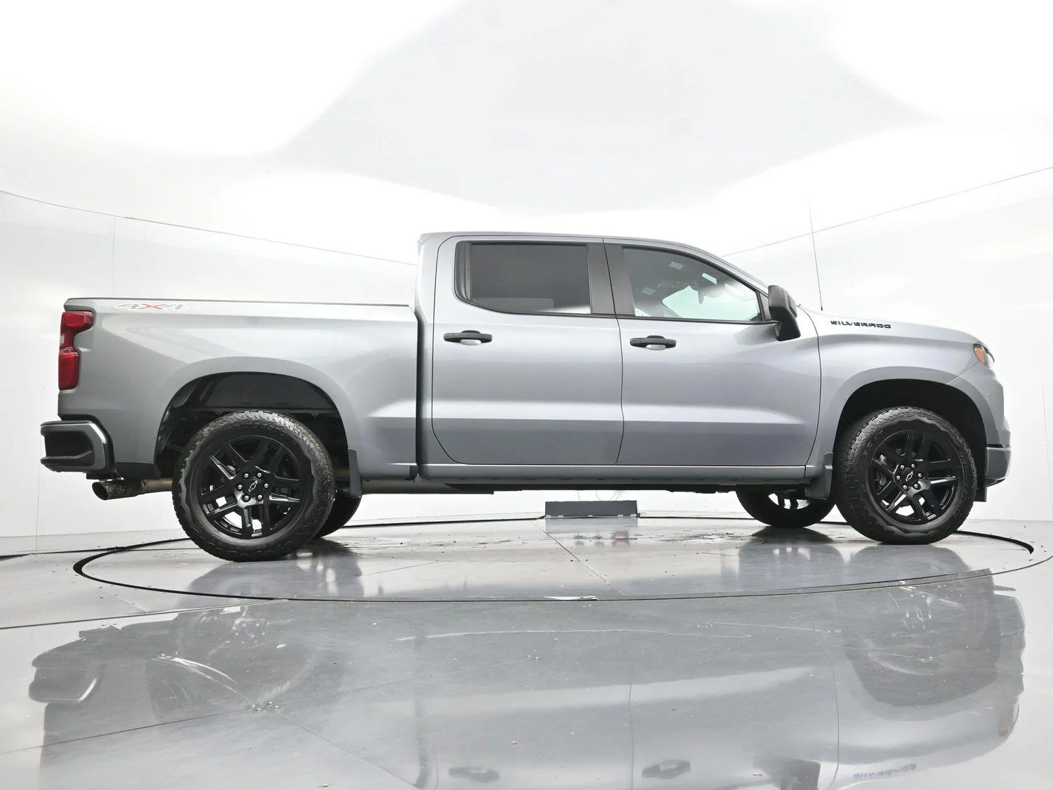 Used 2025 Sterling Gray Metallic Chevrolet Custom image 49