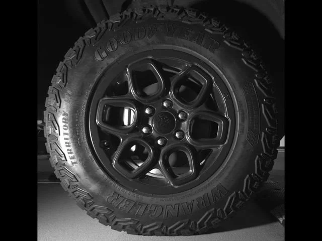 Used 2023 STERLING GRAY METALLIC Chevrolet ZR2 image 10